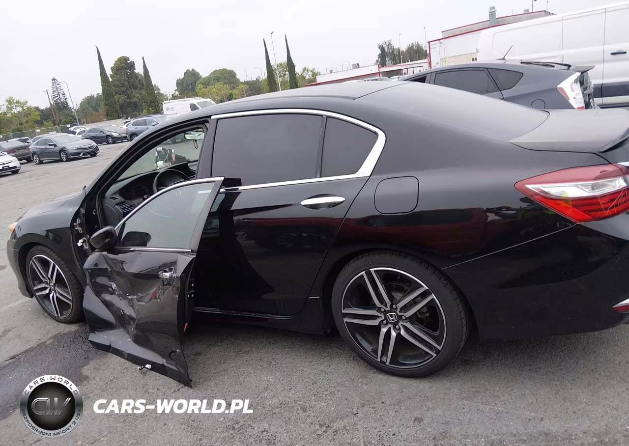 2017 Honda Accord Sport Se VIN:1HGCR2F1XHA180352 - 15