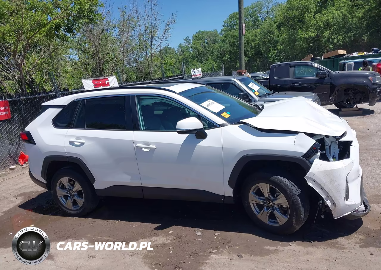 2023 Toyota Rav4 Xle VIN:2T3P1RFVXPC378160 - 13
