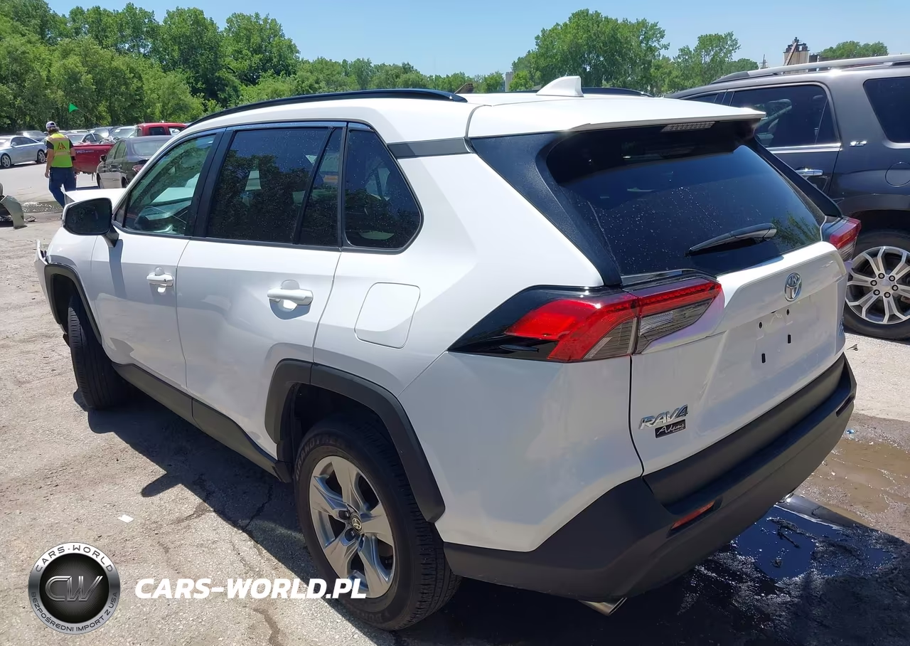 2023 Toyota Rav4 Xle VIN:2T3P1RFVXPC378160 - 3