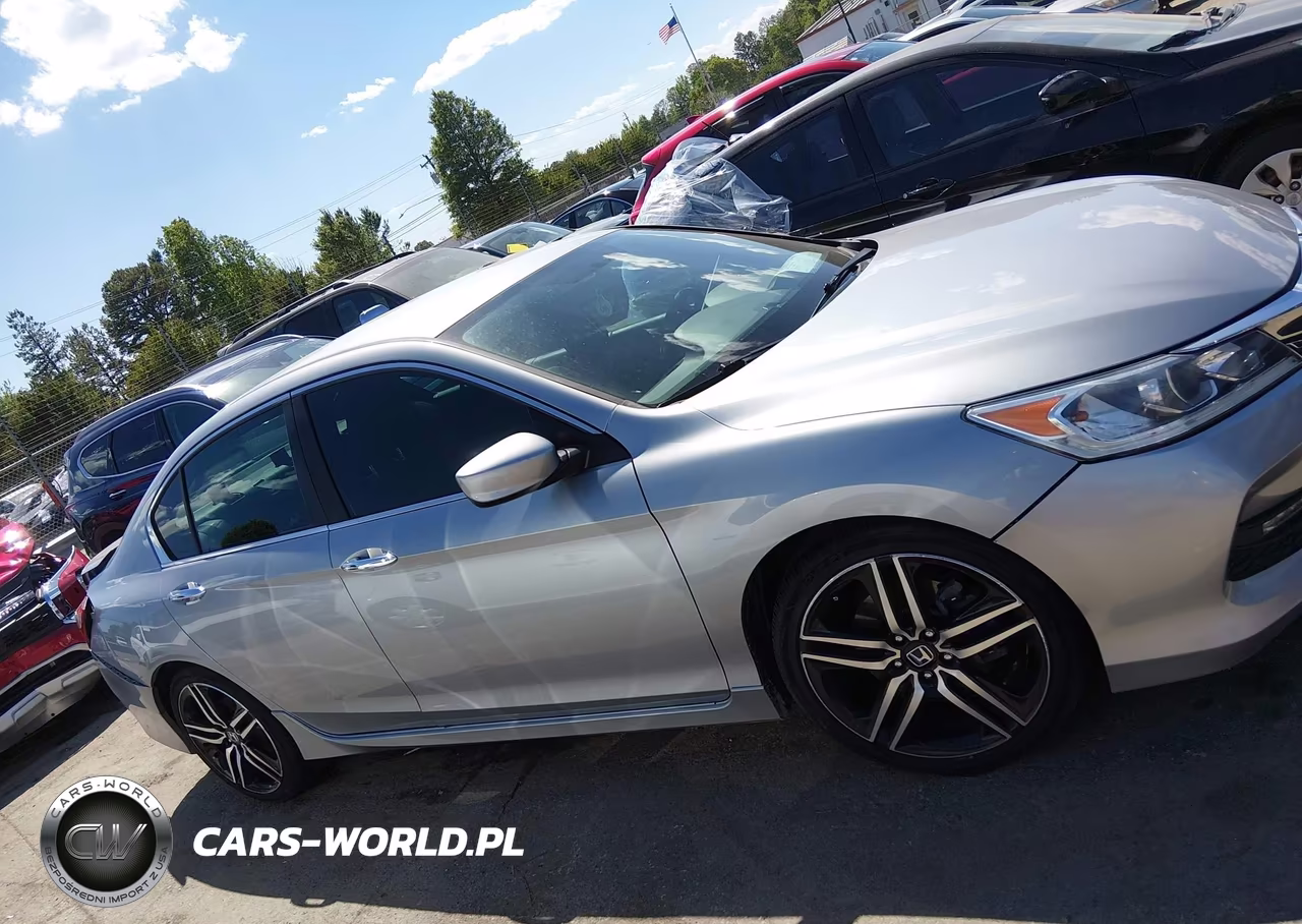2017 Honda Accord Sport VIN:1HGCR2F53HA282482 - 13