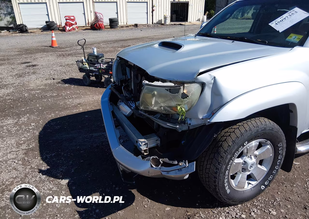 2011 Toyota Tacoma Base V6 VIN:3TMLU4EN6BM059096 - 18