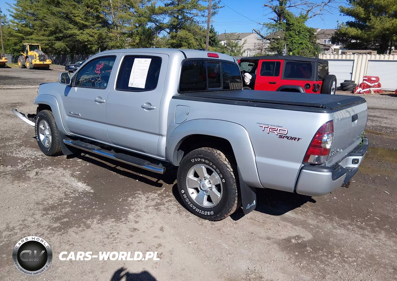 2011 Toyota Tacoma Base V6 VIN:3TMLU4EN6BM059096 - 3