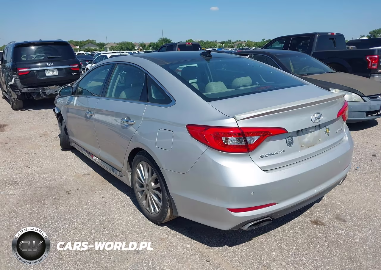 2015 Hyundai Sonata Limited VIN:5NPE34AF5FH105717 - 3