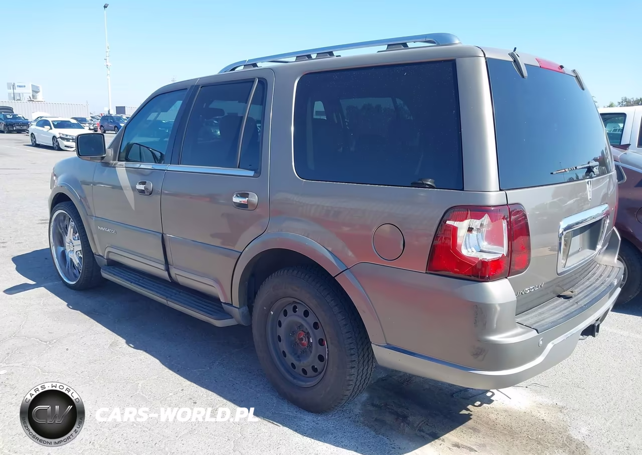 2004 Lincoln Navigator VIN:5LMFU27R64LJ39013 - 3