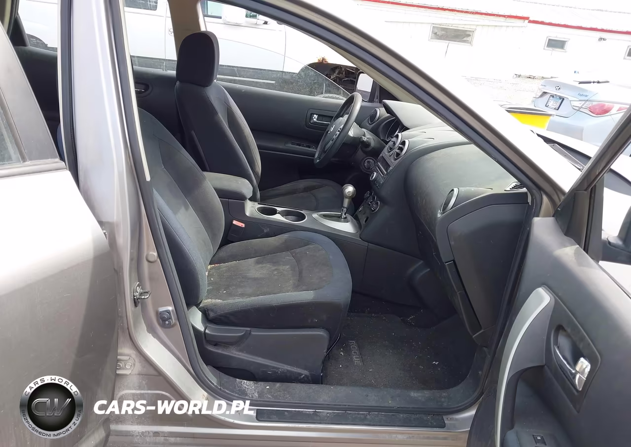 2010 Nissan Rogue S VIN:JN8AS5MV6AW607198 - 5