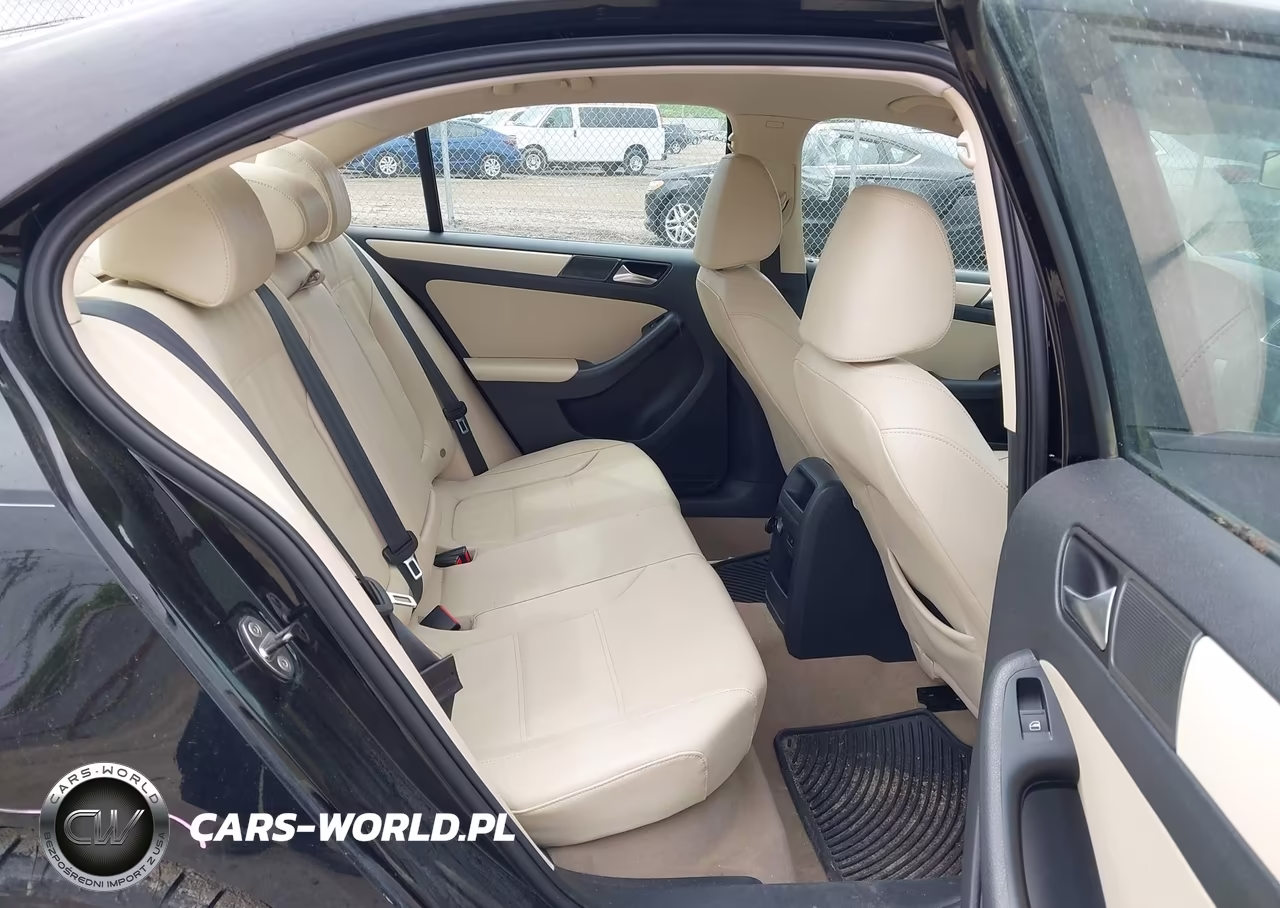 2011 Volkswagen Jetta 2.5L Se VIN:3VWDX7AJ0BM321448 - 8