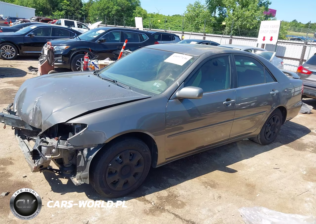2003 Toyota Camry Le VIN:4T1BE32KX3U678919 - 2