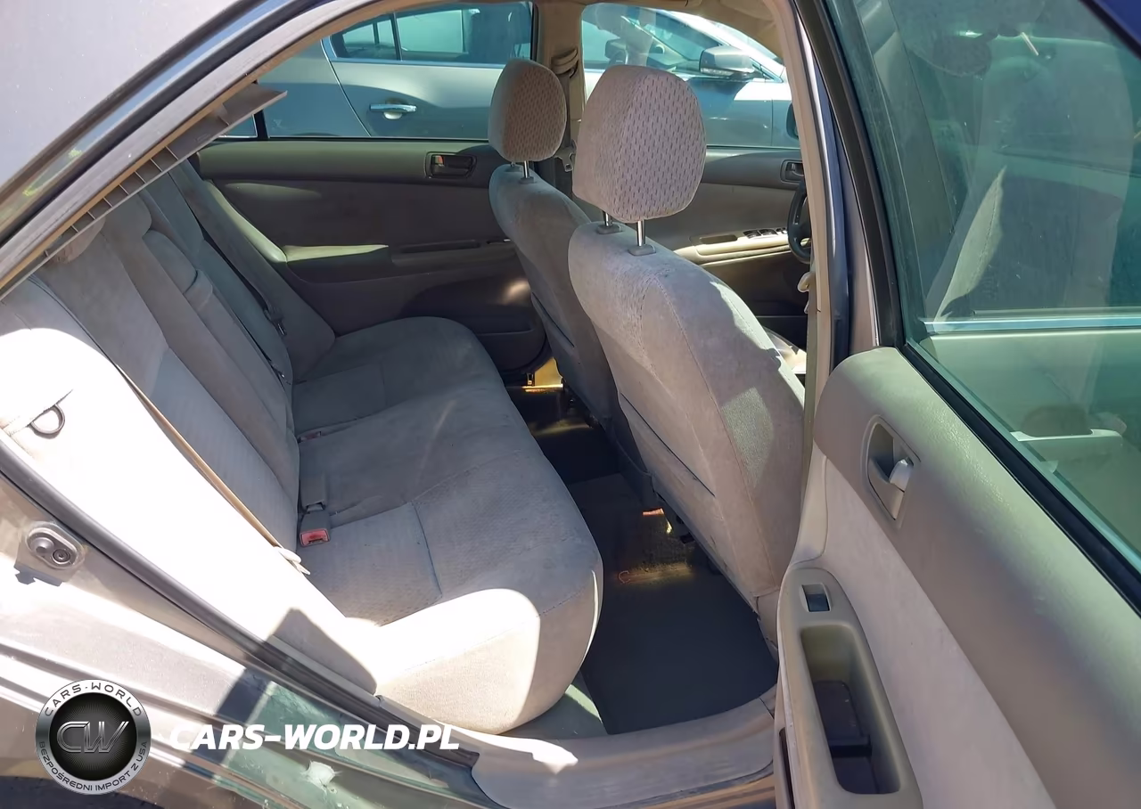2003 Toyota Camry Le VIN:4T1BE32KX3U678919 - 8