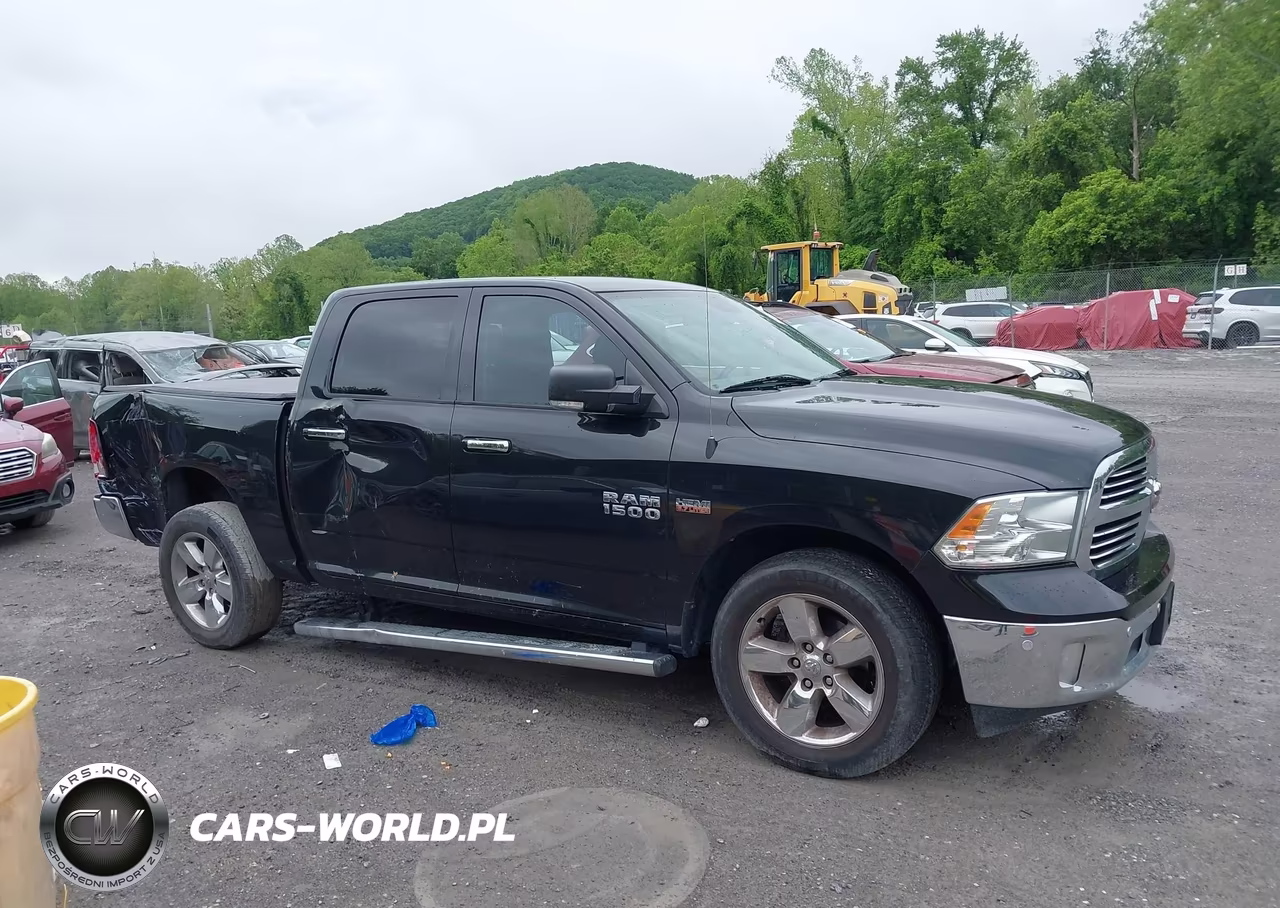 2018 Ram 1500 Big Horn 4X2 5'7 Box VIN:1C6RR6LTXJS234410 - 13