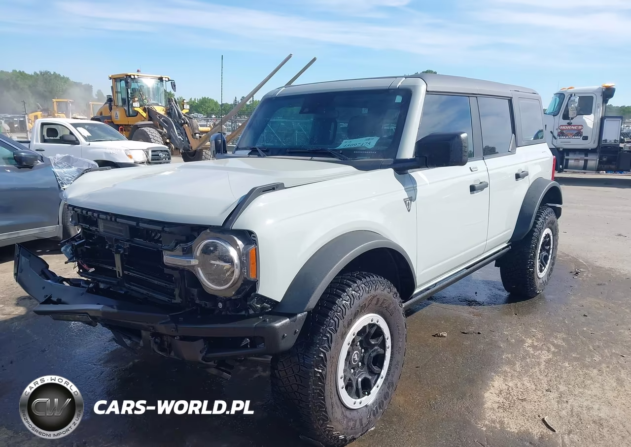 2023 Ford Bronco VIN:1FMEE5DP2PLB25100 - 2