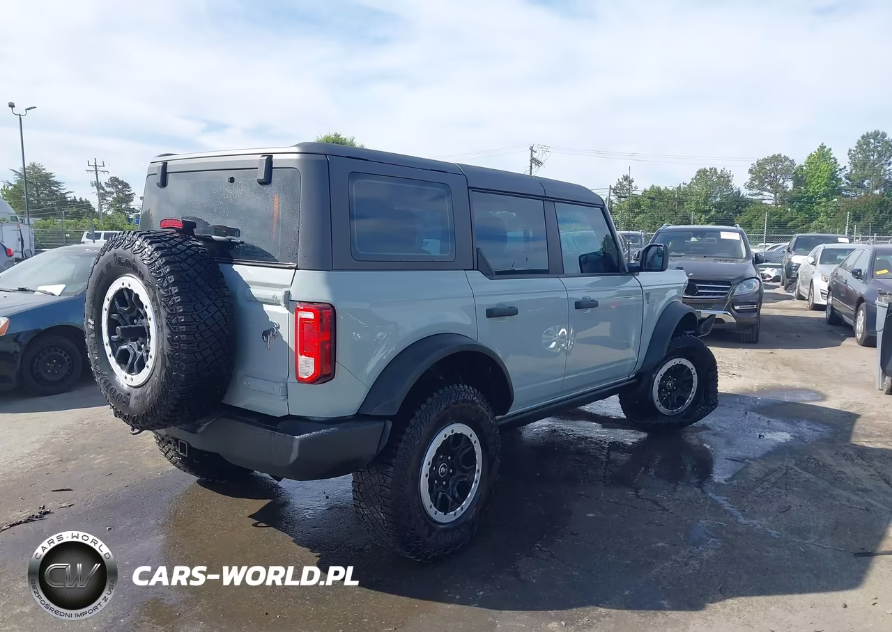 2023 Ford Bronco VIN:1FMEE5DP2PLB25100 - 4