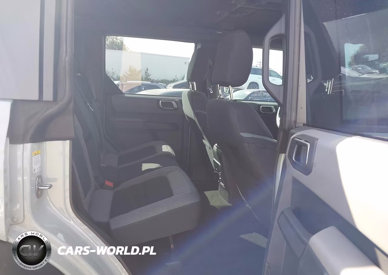 2023 Ford Bronco VIN:1FMEE5DP2PLB25100 - 8
