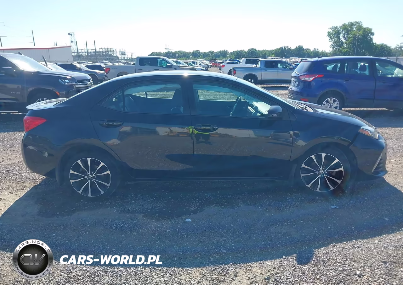 2019 Toyota Corolla Se VIN:2T1BURHE3KC204317 - 14