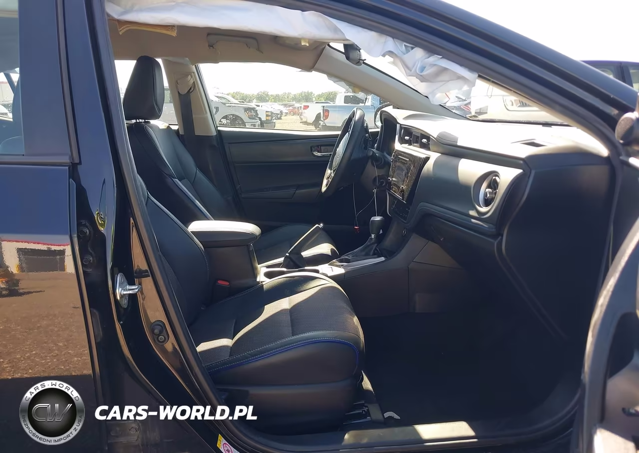 2019 Toyota Corolla Se VIN:2T1BURHE3KC204317 - 5