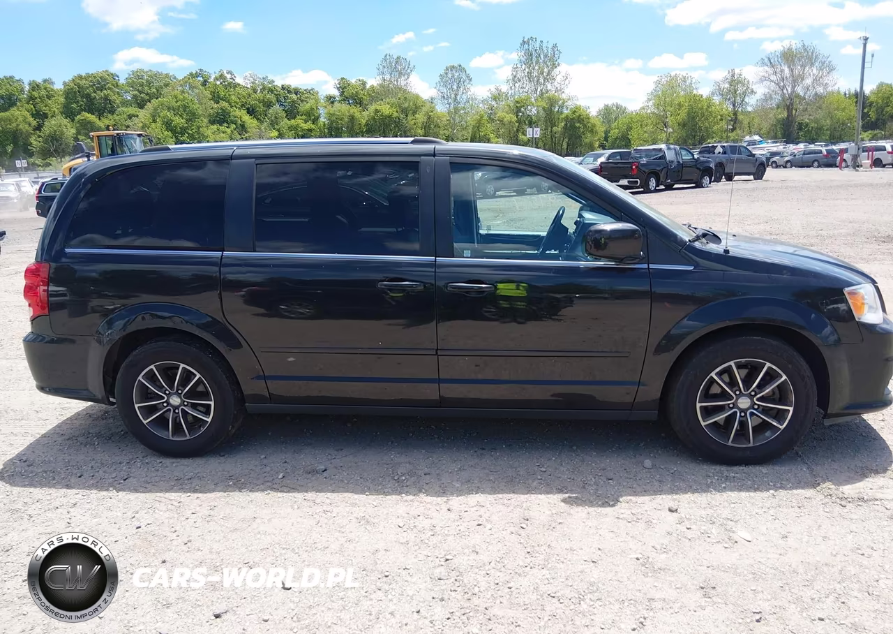 2017 Dodge Grand Caravan Sxt VIN:2C4RDGCG4HR852155 - 13