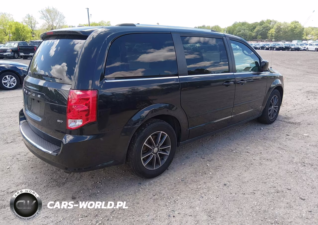 2017 Dodge Grand Caravan Sxt VIN:2C4RDGCG4HR852155 - 4