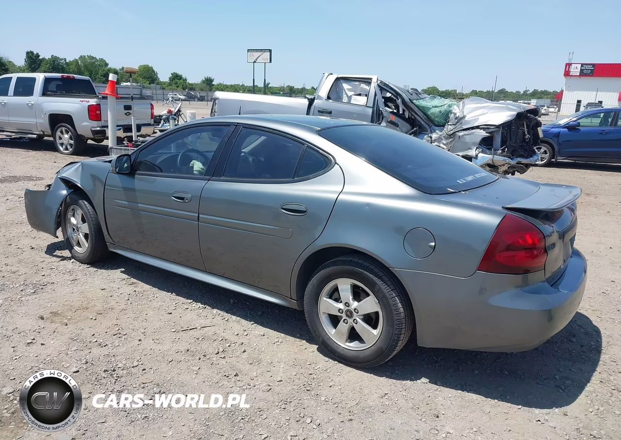 2005 Pontiac Grand Prix VIN:2G2WP522451283603 - 3