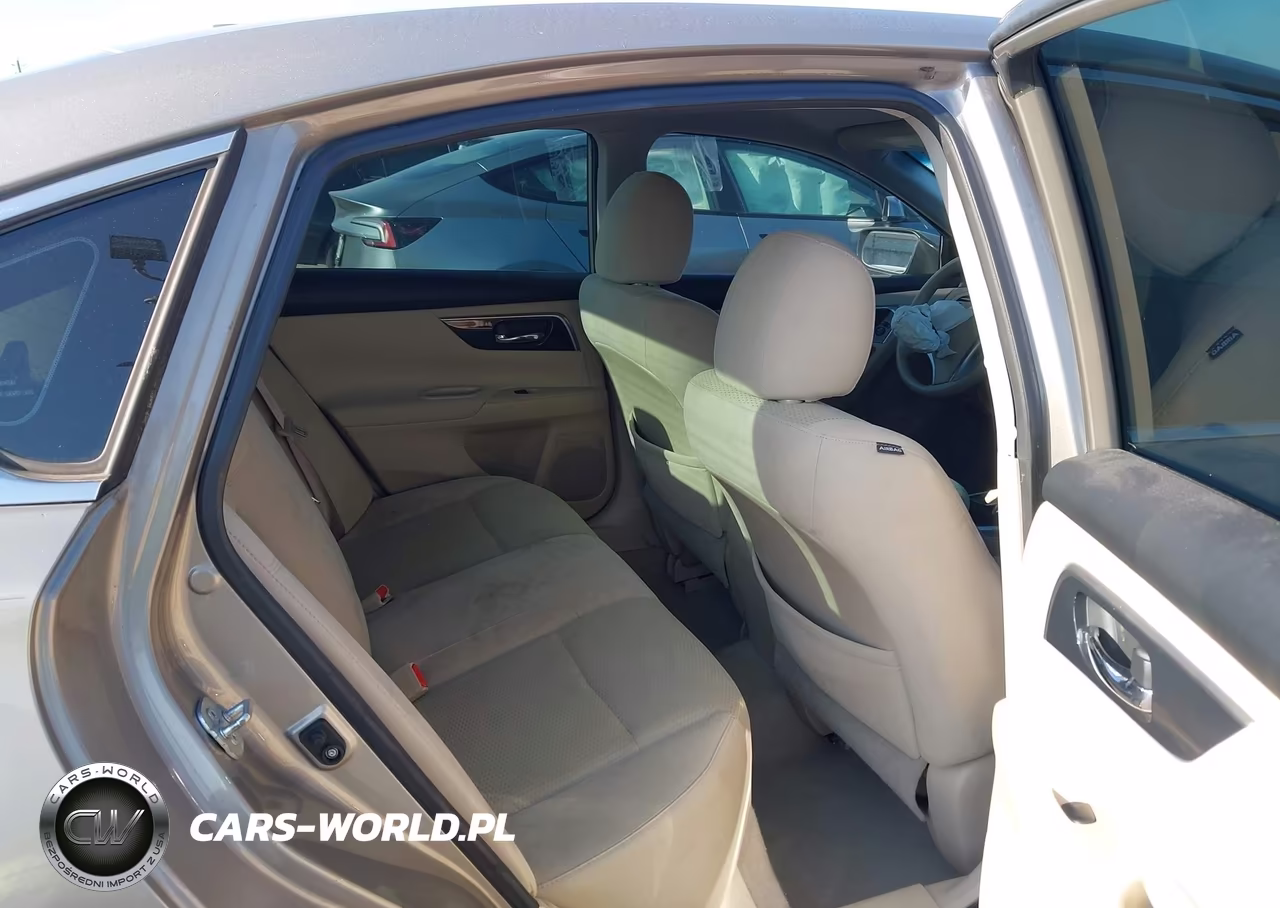 2014 Nissan Altima 2.5 S VIN:1N4AL3AP1EN371161 - 8