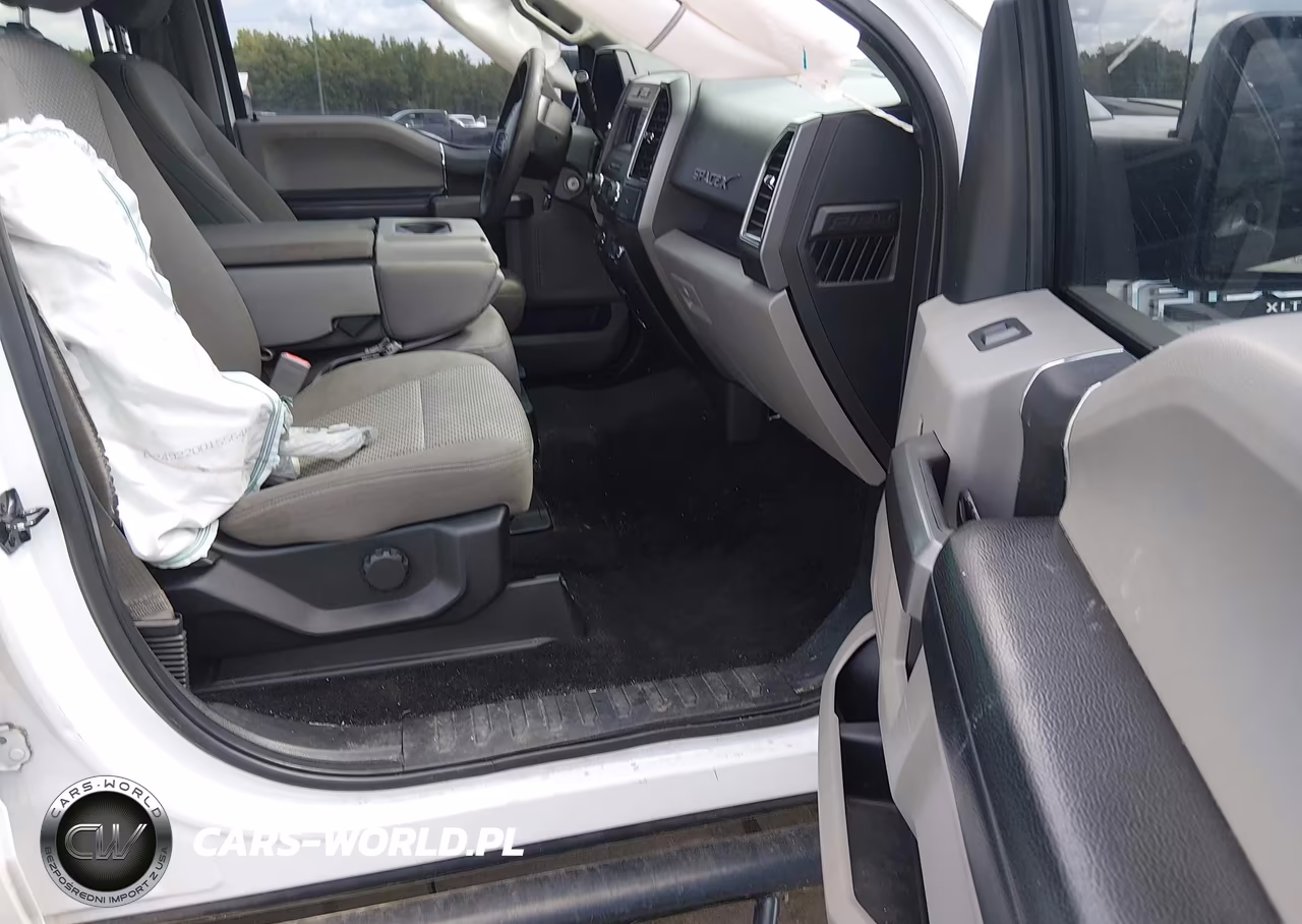 2018 Ford F-150 Xlt VIN:1FTEW1EG1JFA63963 - 5