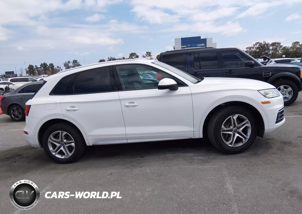 2018 Audi Q5 2.0T Premium-2.0T Tech Premium VIN:WA1ANAFY3J2133005 - 13