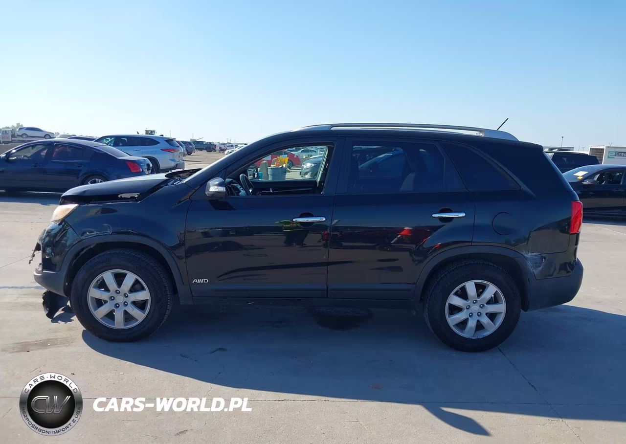 2011 Kia Sorento Lx VIN:5XYKTCA18BG070139 - 14