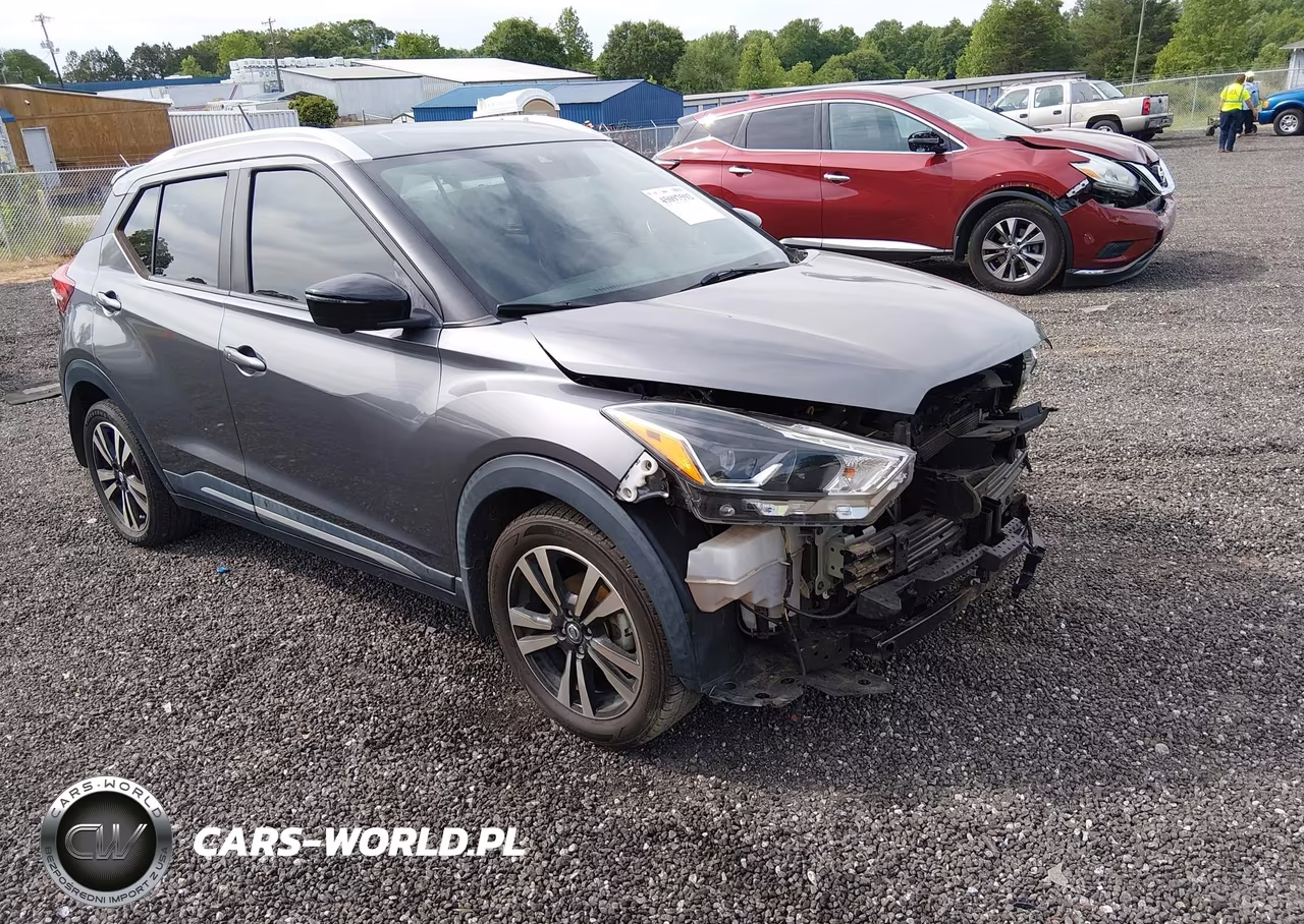 2020 Nissan Kicks Sr Xtronic Cvt