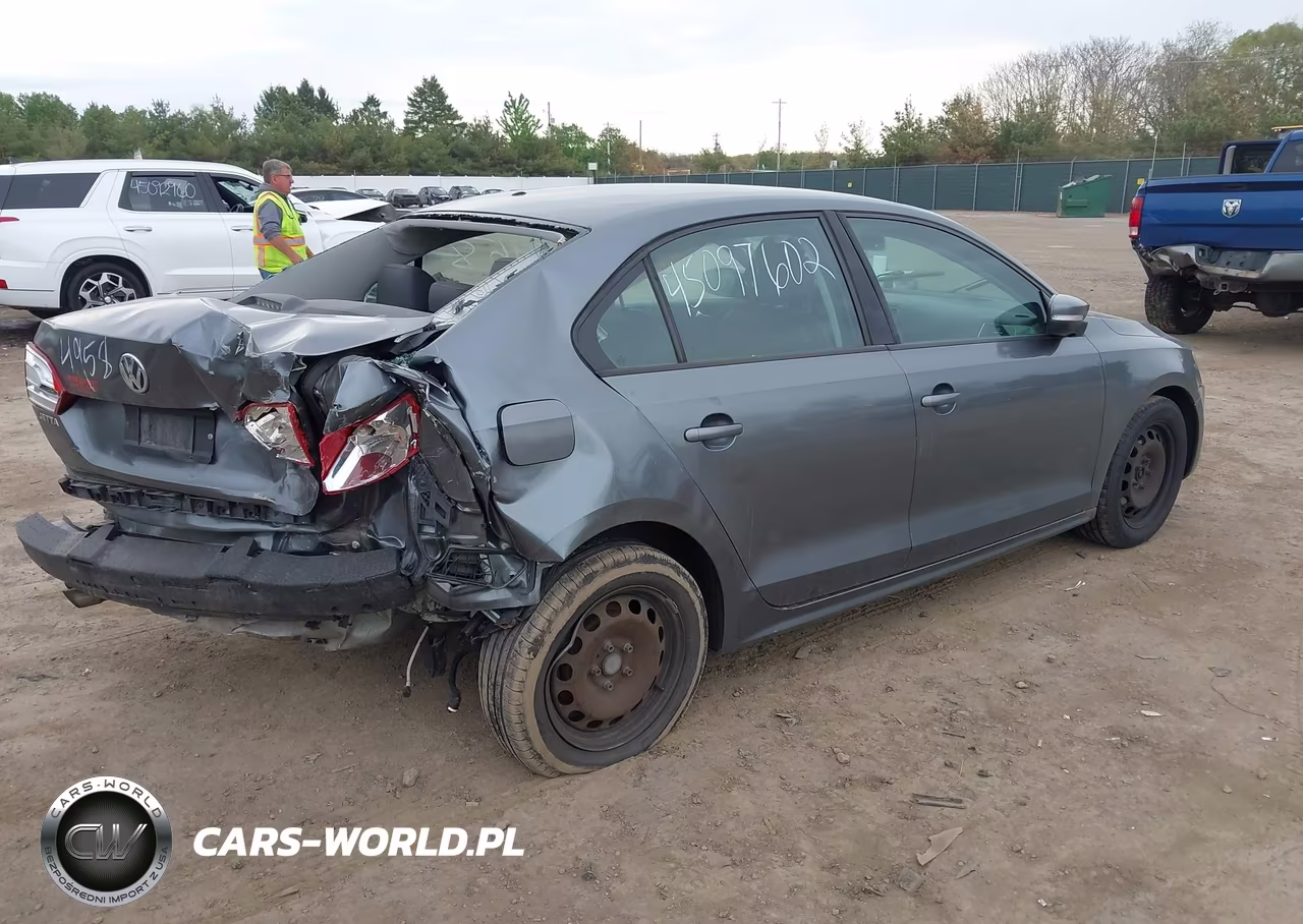2011 Volkswagen Jetta 2.5L Se VIN:3VWDX7AJ1BM354958 - 4