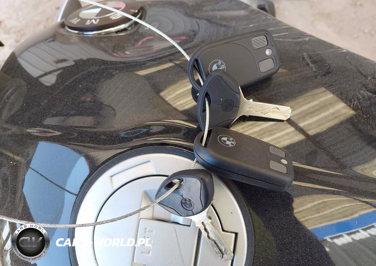 2015 BMW R Nine T VIN:WB10A1604FZ398356 - 11