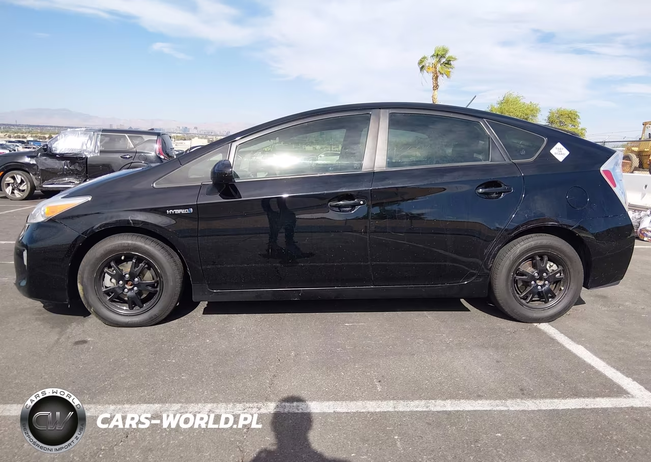 2015 Toyota Prius VIN:JTDKN3DU9F1929227 - 14