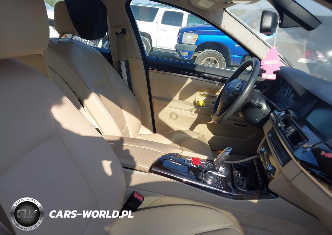 2012 BMW 528I VIN:WBAXG5C51CDX05382 - 5