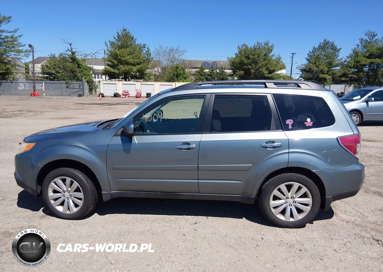 2012 Subaru Forester 2.5X Premium VIN:JF2SHADC9CH401176 - 13