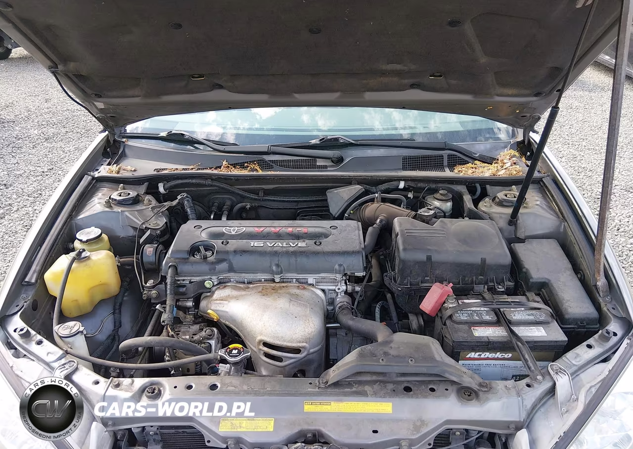 2002 Toyota Camry Le VIN:JTDBE32K420136371 - 10
