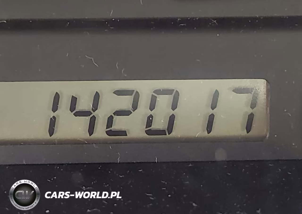 2002 Toyota Camry Le VIN:JTDBE32K420136371 - 15