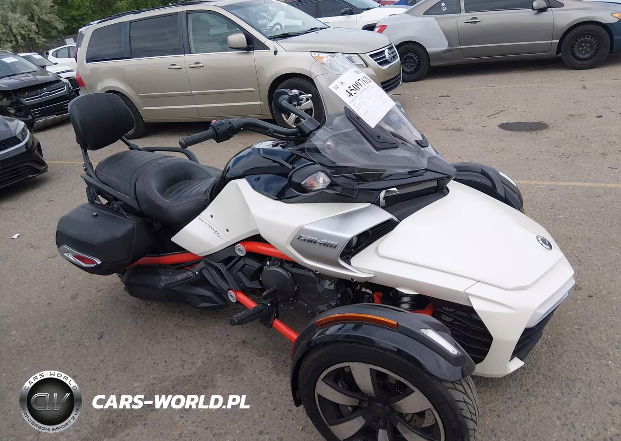 2015 Can-Am Spyder Roadster F3-F3-S VIN:2BXRDCD2XFV001008 - 12
