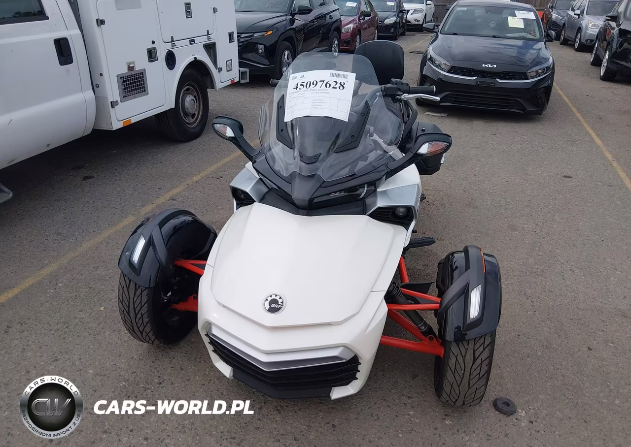 2015 Can-Am Spyder Roadster F3-F3-S VIN:2BXRDCD2XFV001008 - 5