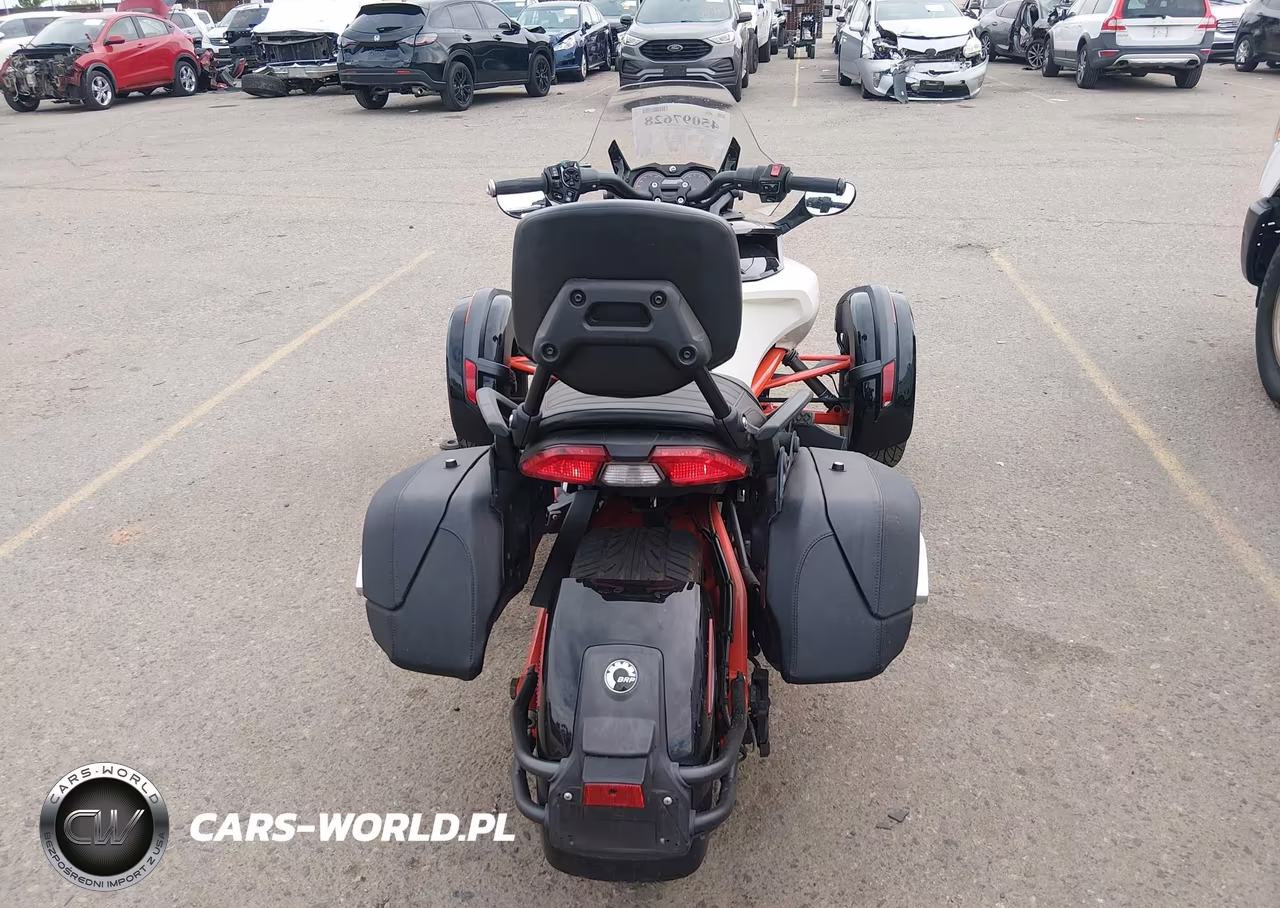 2015 Can-Am Spyder Roadster F3-F3-S VIN:2BXRDCD2XFV001008 - 6