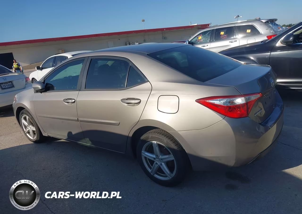 2015 Toyota Corolla Le VIN:5YFBURHE9FP213741 - 14