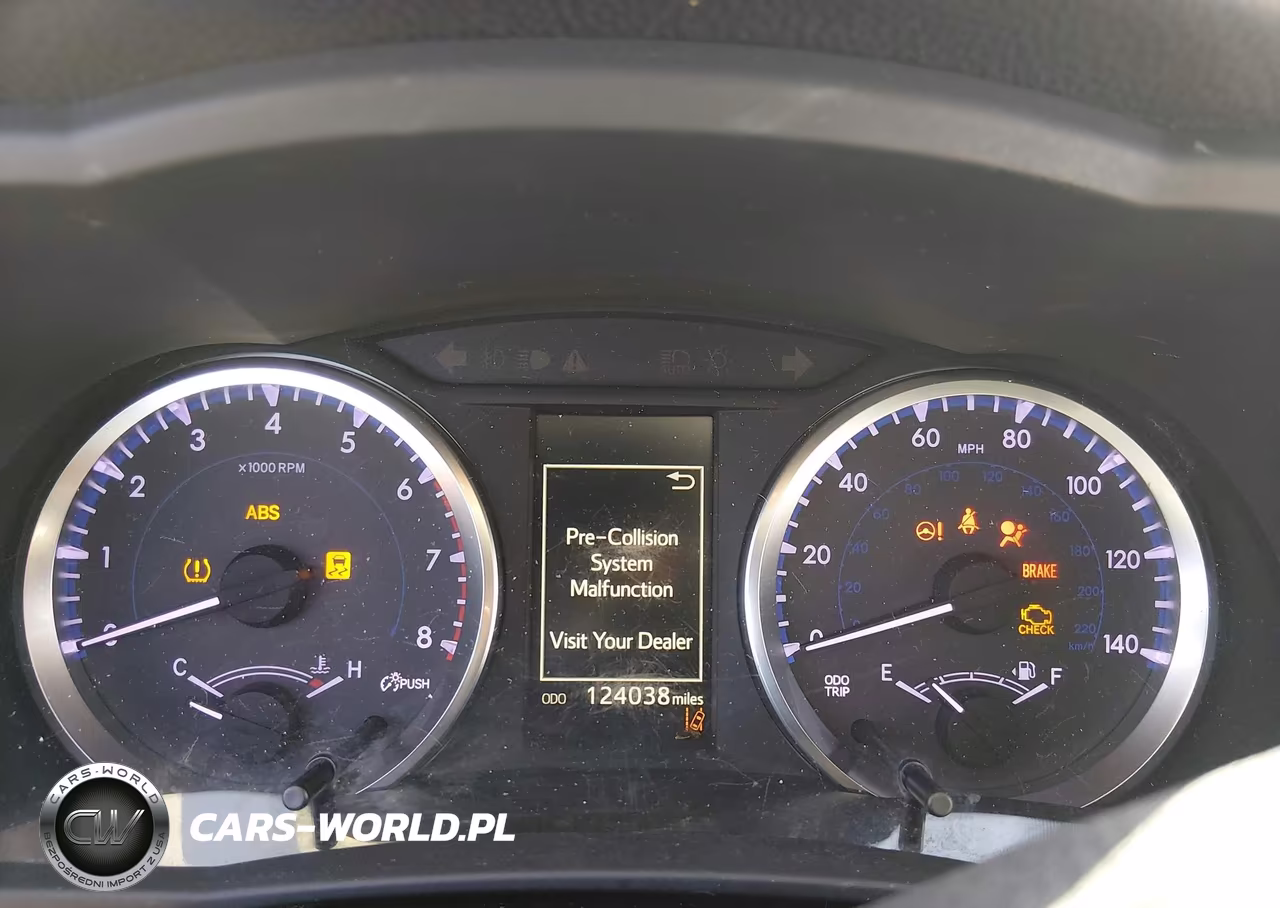 2018 Toyota Highlander Le VIN:5TDZARFH8JS041822 - 7