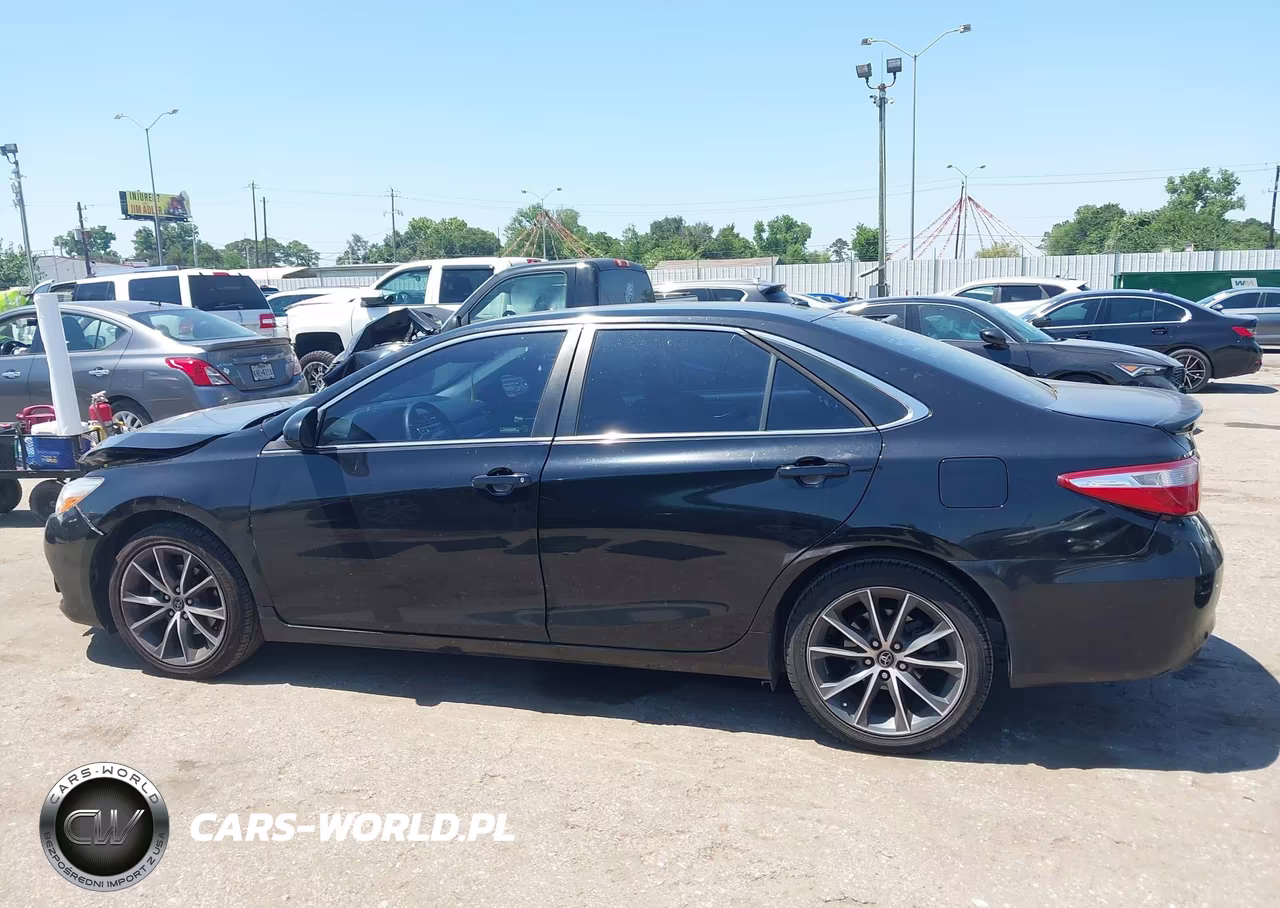 2015 Toyota Camry Xse VIN:4T1BF1FK9FU065545 - 14