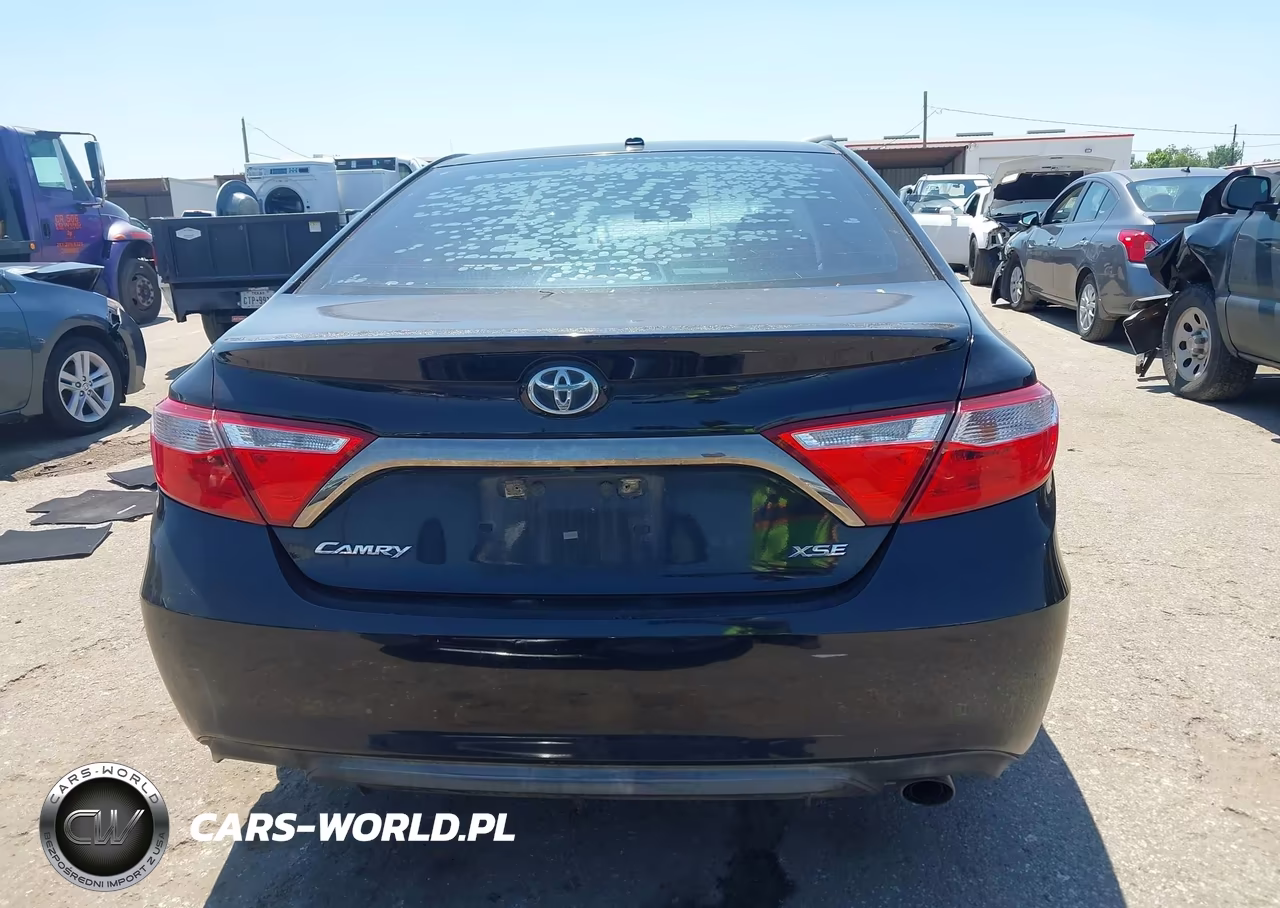 2015 Toyota Camry Xse VIN:4T1BF1FK9FU065545 - 16