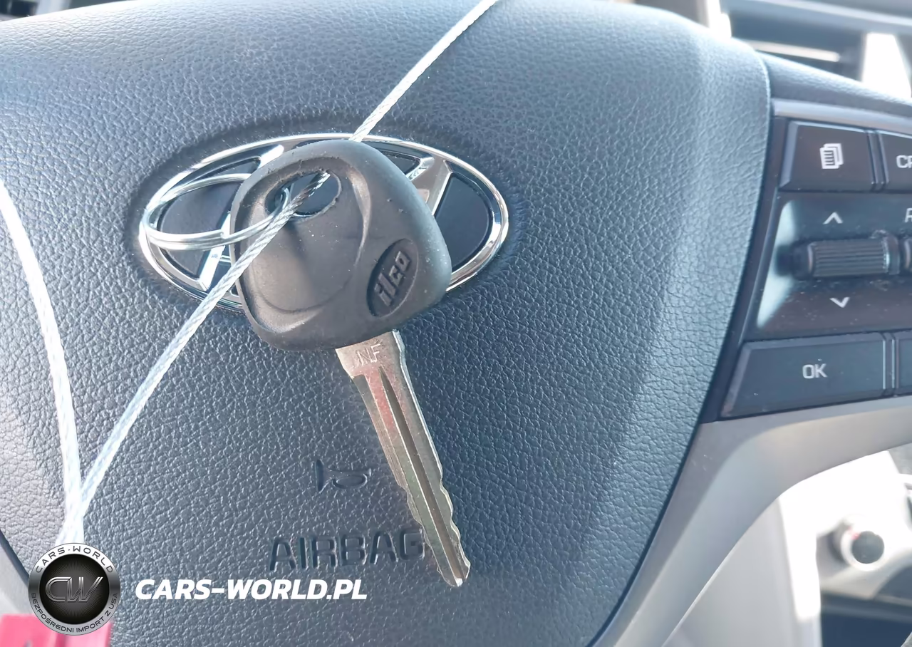2018 Hyundai Elantra Sel VIN:5NPD84LF6JH288192 - 11