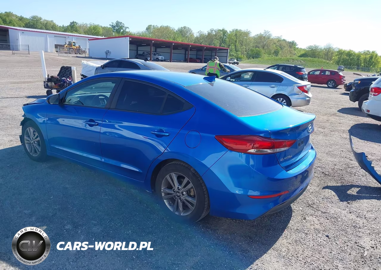 2018 Hyundai Elantra Sel VIN:5NPD84LF6JH288192 - 3