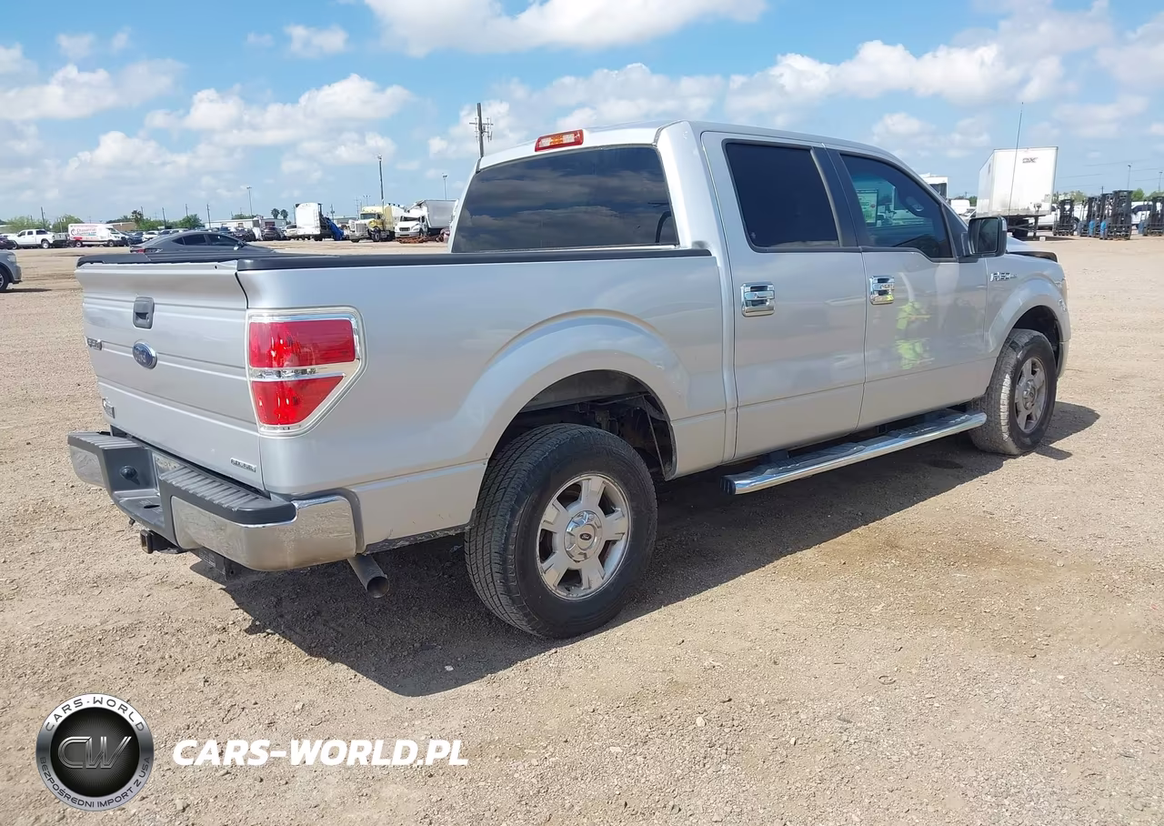 2014 Ford F-150 Xlt VIN:1FTEW1CM1EFA48684 - 4