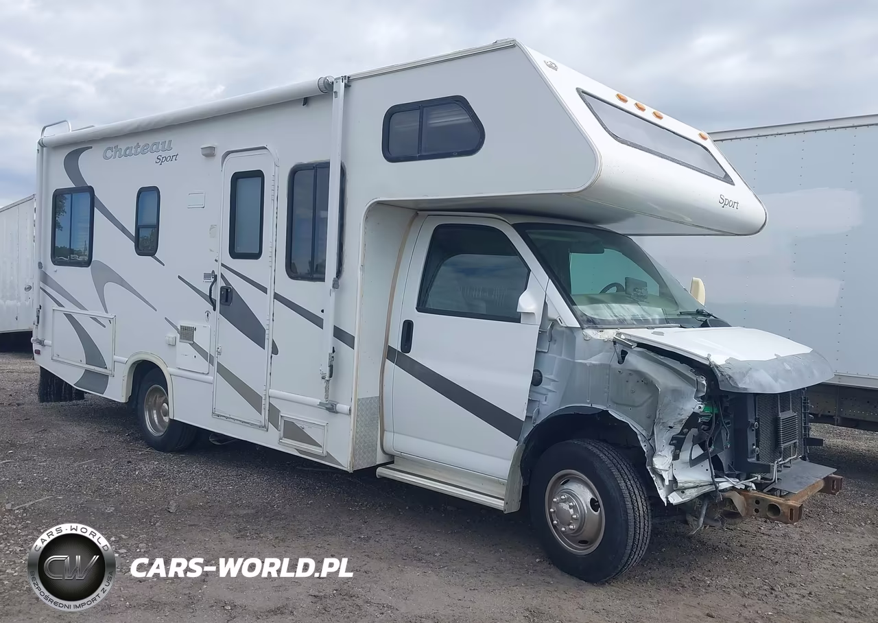 2004 Chevrolet Express Cutaway Base W-C7L-C7N