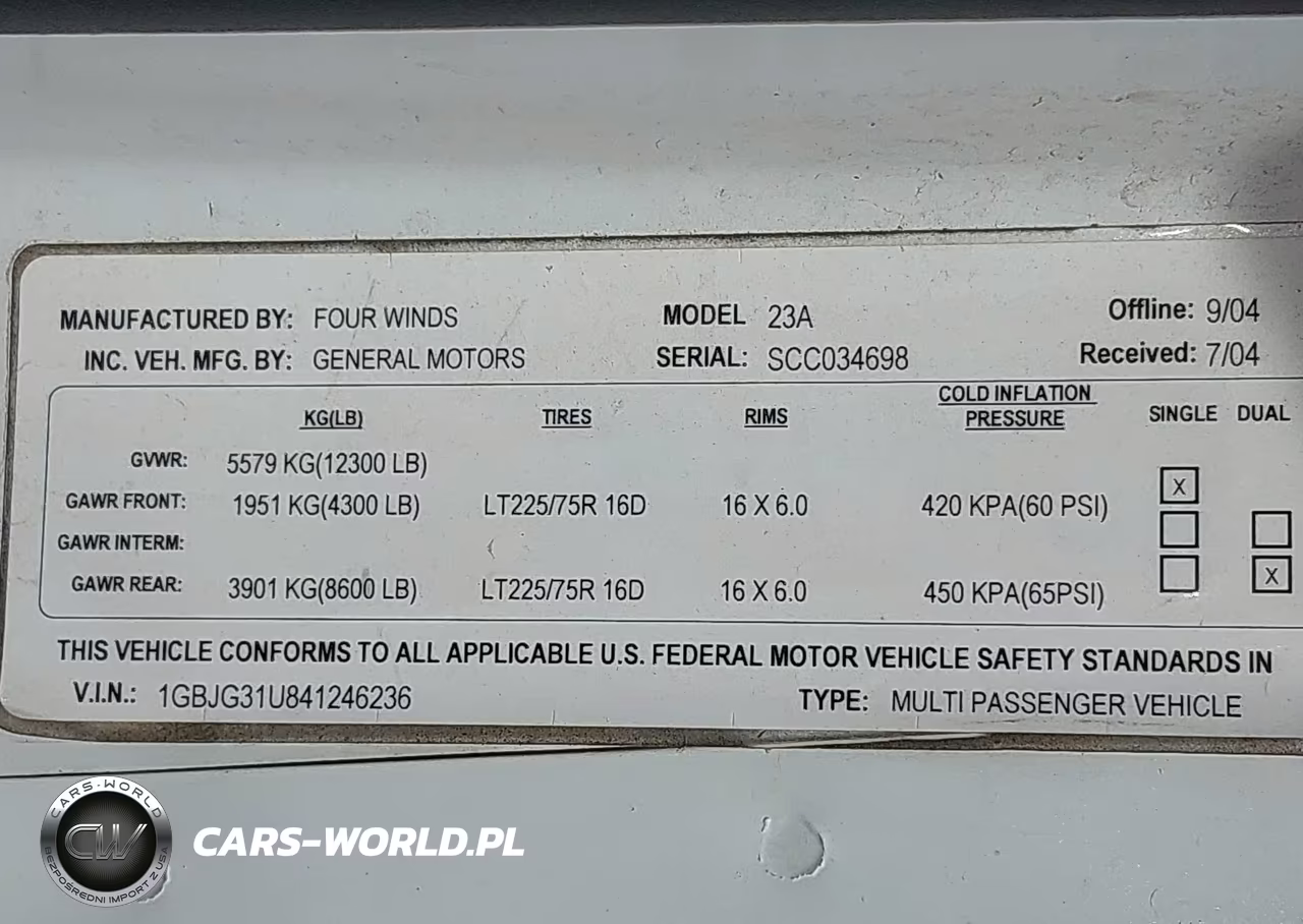2004 Chevrolet Express Cutaway Base W-C7L-C7N VIN:1GBJG31U841246236 - 8