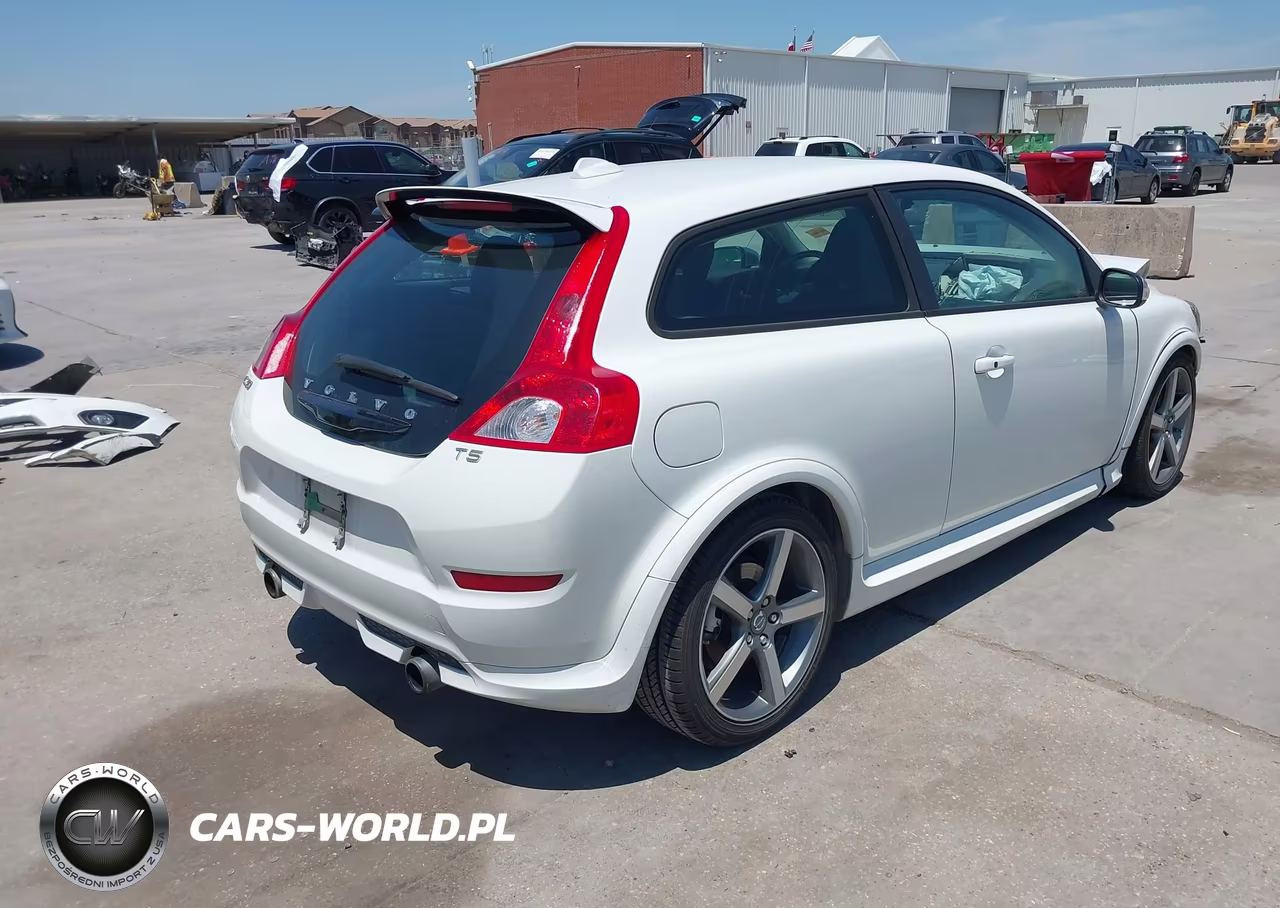 2013 Volvo C30 T5-T5 Platinum-T5 Premier-T5 Premier Plus-T5 R-Design-T5 R-Design Platinum-T5 R-Design Premier VIN:YV1672MKXD2302168 - 4