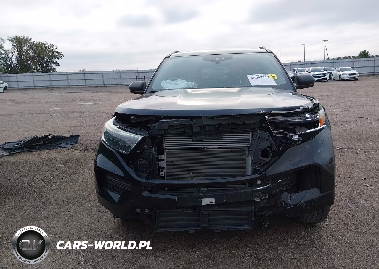 2020 Ford Explorer Xlt VIN:1FMSK8DH8LGC80596 - 13