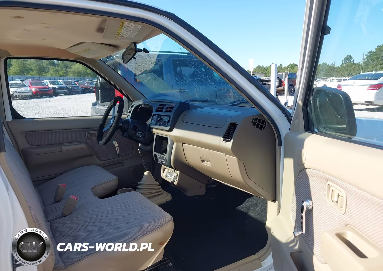 1999 Nissan Frontier Xe VIN:1N6DD21S9XC330792 - 5