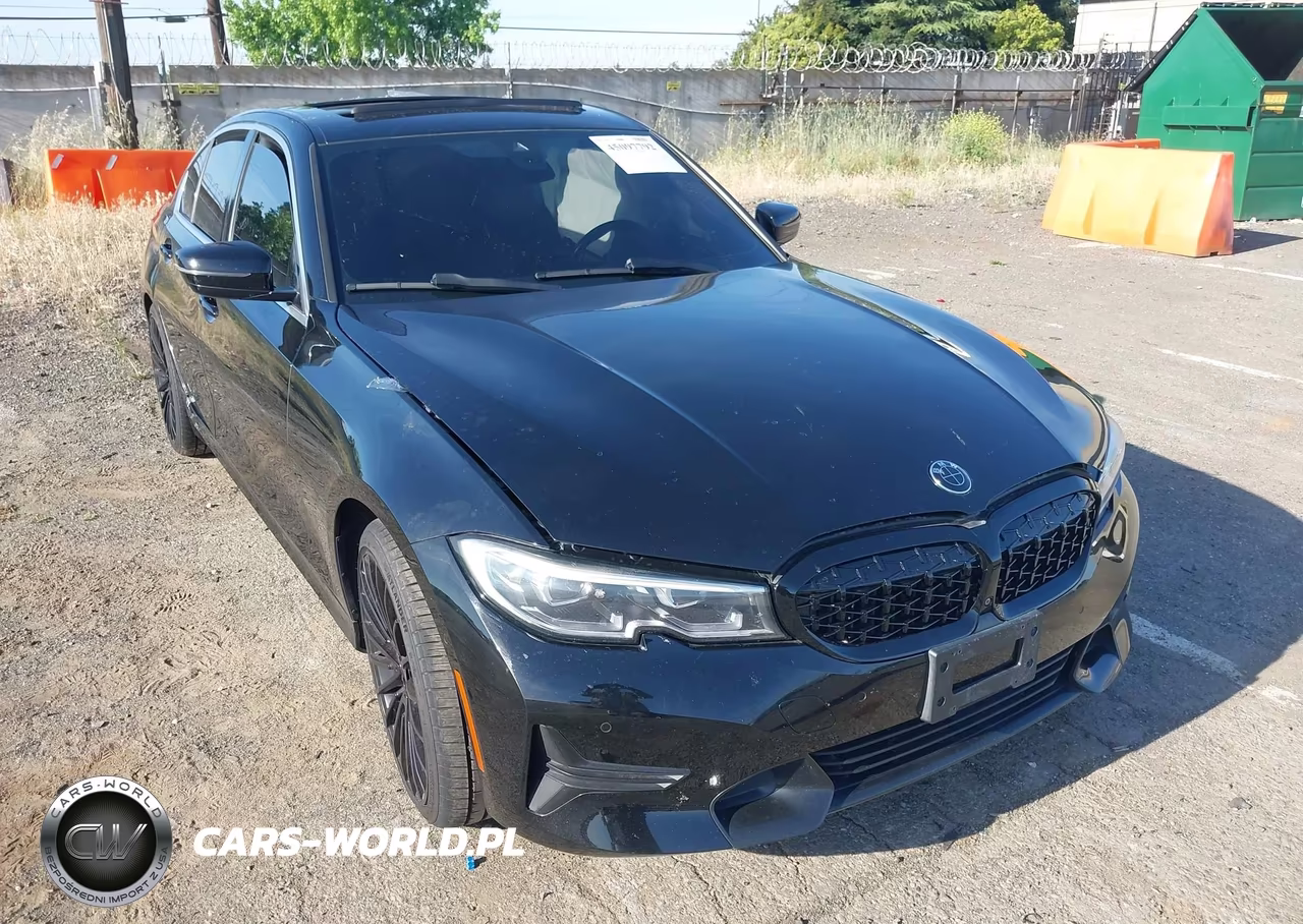 2021 BMW 330I – zdjęcie 1 z 17