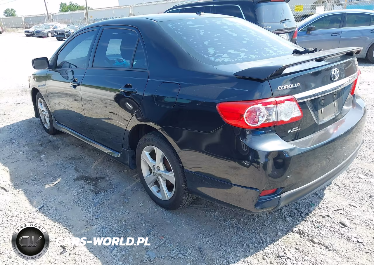 2011 Toyota Corolla S VIN:2T1BU4EE2BC754731 - 3